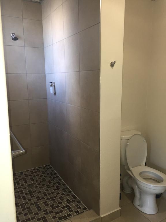 شرق لندن Larkspur Place المظهر الخارجي الصورة